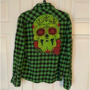 Iron Fist Sugar Skull Bright Green Flannel Shirt Men Size Large Pearl Snap